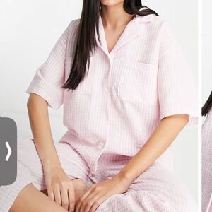 TopShop Seersucker PJ Shirt Pink Lightweight M Seersucker Short Sleeves Tees